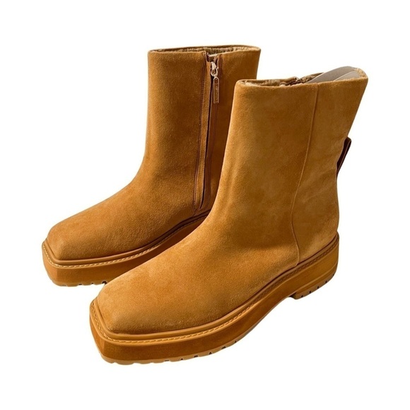 NEW LARROUDE Hailey Suede Leather Booties Tan Sz 10 - Picture 3 of 10